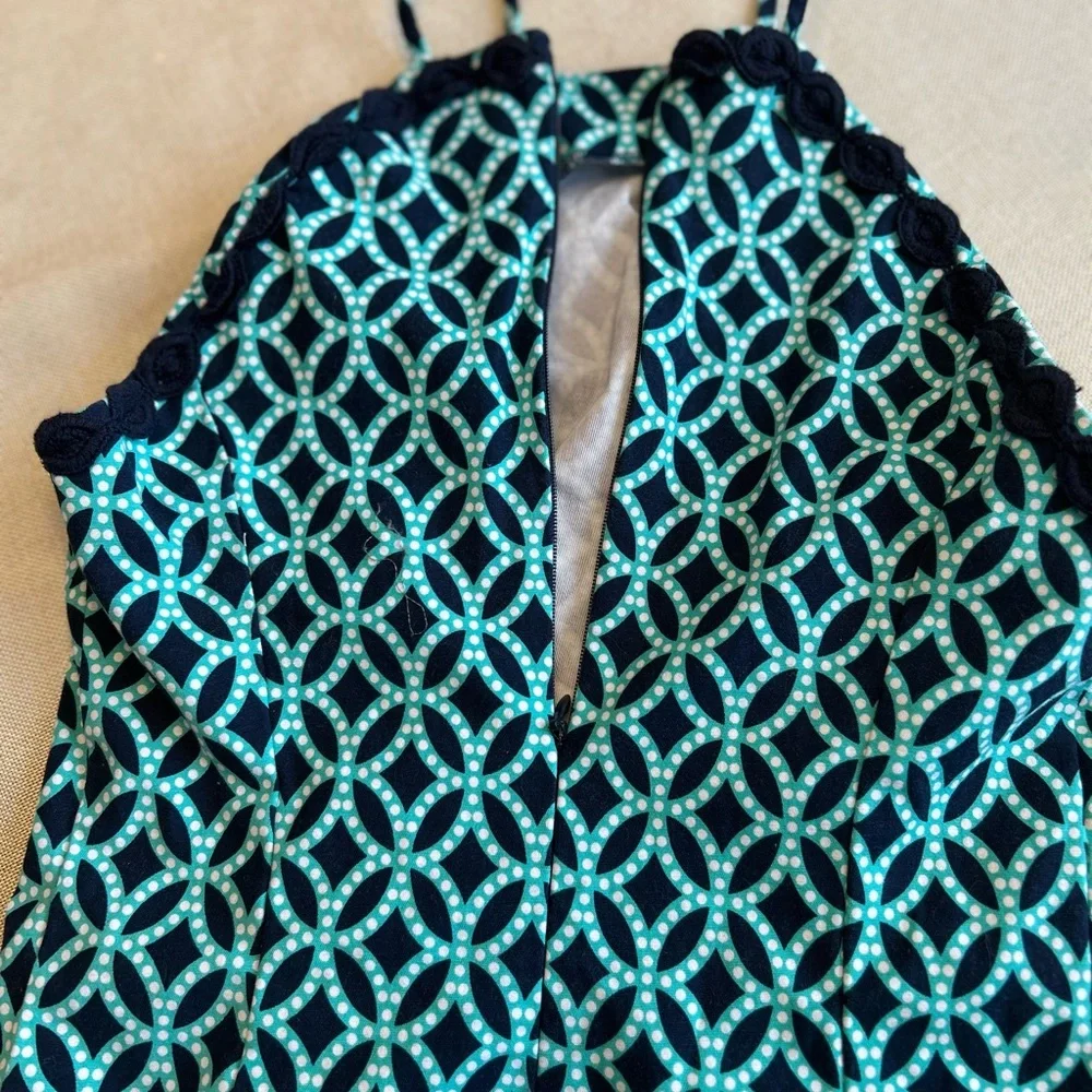crown & ivy Black and Mint Geometric print dress knee length Size 2 feminine - Picture 4 of 8
